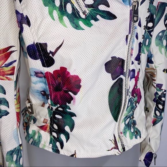 Vigoss FloralFaux leather jacket Size Small - Picture 7 of 8